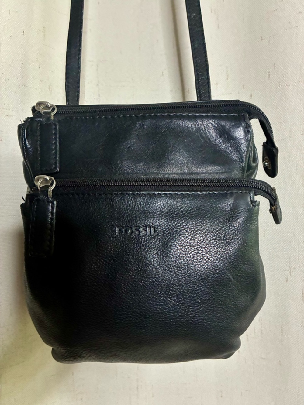 Vintage Fossil Black Leather Compact Crossbody Bag